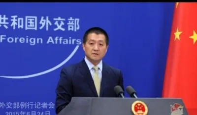 Lu Kang, portavoz del ministerio de Asuntos Exteriores de China.
