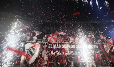 La celebración de los jugadores de River Plate con su gente.