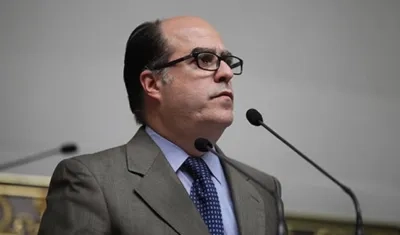 El jefe de la delegación de la oposición, Julio Borges.