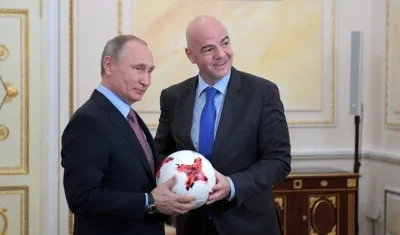El presidente ruso, Vladímir Putin, y el jefe de la FIFA, Gianni Infantino.
