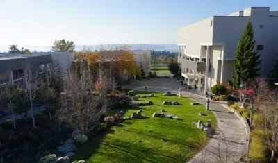 Vista del campus universitario Highline College.