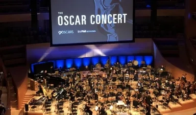 La orquesta filarmónica de Los Ángeles interpretó las bandas sonoras que compiten por el Óscar.