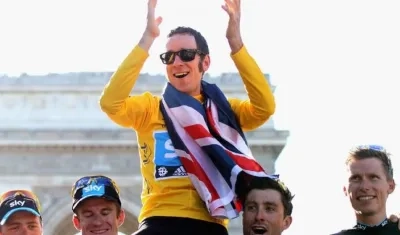 Bradley Wiggins después de ganar el Tour de Francia en 2012.