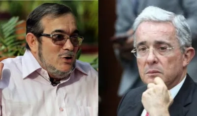 'Timochenko' y Álvaro Uribe. 