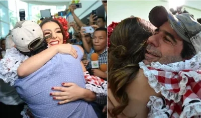 El Alcalde Alejandro Char llegó a la casa de Carolina Segebre, Reina del Carnaval 2019, para felicitarla por su designación.