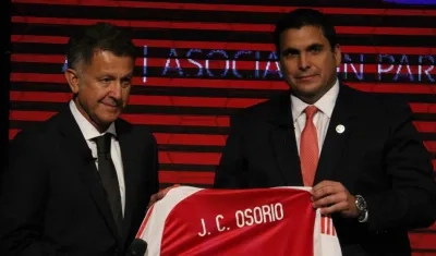 Juan Carlos Osorio, técnico de Paraguay. 