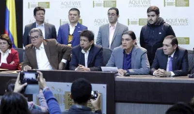Miembros de la bancada alternativa en el Congreso colombiano.