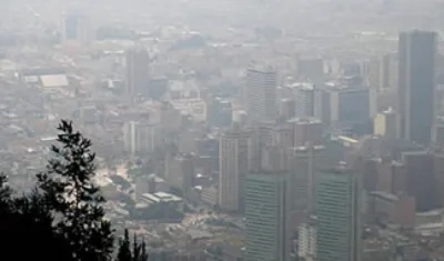 La Procuraduría hizo un llamado de atención al alcalde a priorizar las medidas que permitan garantizar a calidad del aire que se respira en Bogotá.