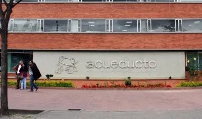 Empresa de Acueducto de Bogotá es la que más debe devolver a sus usuarios.