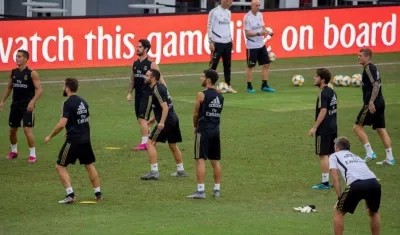 Jugadores del Real Madrid, durante el entrenamiento. 