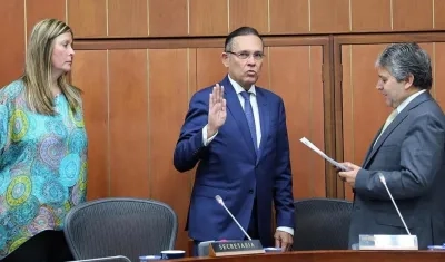 Efraín Cepeda Sarabia, nuevo presidente de la Comisión de Ordenamiento Territorial (COT) del Senado de la República.
