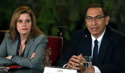 La vicepresidenta Mercedes Aráoz y el Presidente de Perú, Martín Vizcarra.