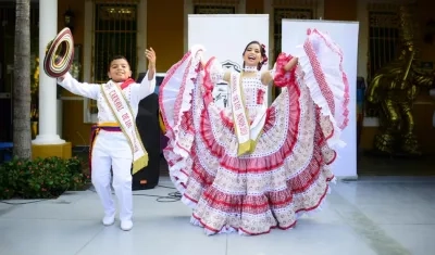 Isaac Rodríguez y Miranda Torres, Reyes del Carnaval de los Niños 2020.