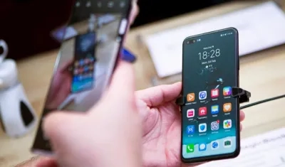 Honor, la marca china de "smartphones" perteneciente a Huawei, ha reforzado su gama de productos con el lanzamiento de dos nuevos teléfonos móviles inteligentes.