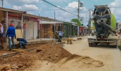 Reinició de la pavimentación de vías en Soledad.