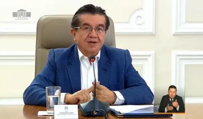 Fernando Ruiz, Ministro de Salud.
