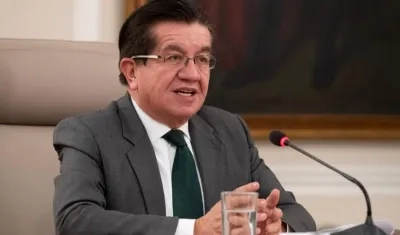 Ministro de Salud Fernando Ruiz.