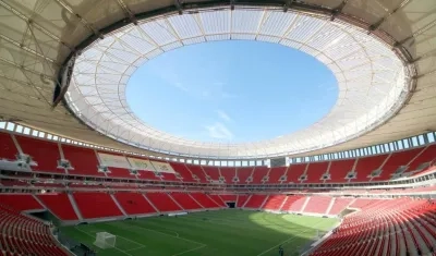estadio Mane Garrincha de Brasilia, nueva sede del juego de vuelta. 