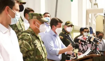 Diego Molano, ministro de Defensa, dio a conocer detalles del operativo.
