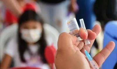  Por primera vez se aplicarán vacunas anticovid para los niños entre 3 y 11 años de edad, siguiendo el plan nacional de vacunación.