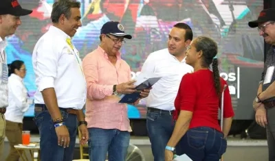 El Presidente Gustavo Petro durante el acto en Barrancabermeja.