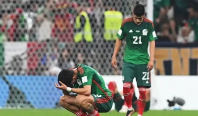 La decepción de los jugadores tras quedar eliminados ante Arabia Saudí.