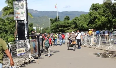 Puente fronterizo de Colombia con Venezuela. 