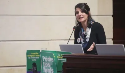 Ministra de Minas y Energía, Irene Vélez.