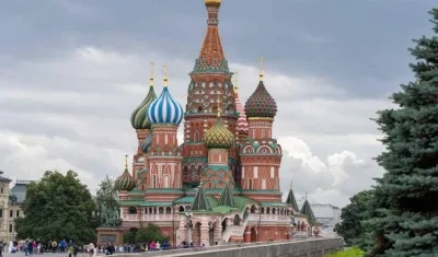 Conjunto de edificios del Kremlin en Moscú, Rusia. 