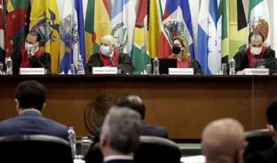 Jueces de la  CorteIDH  escuchan los testimonios del Colectivo de Abogados José Alvear.