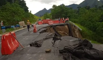 Colapso de la vía Bucaramanga - Barrancabermeja.