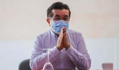 El Ministro de Salud, Fernando Ruiz, en un nuevo PMU en Barranquilla.