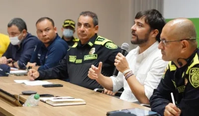Consejo de seguridad ampliado presidido por el Alcalde Jaime Pumarejo.