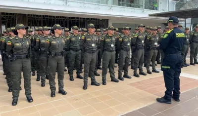 Uniformados al servicio del comando de Policía de Cartagena.