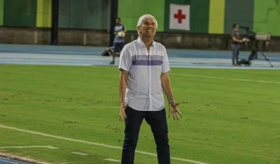 Julio Comesaña, entrenador del Junior. 