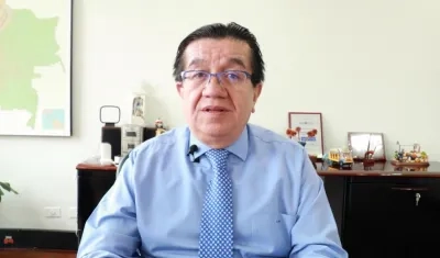 El exministro de Salud, Fernando Ruiz Gómez.