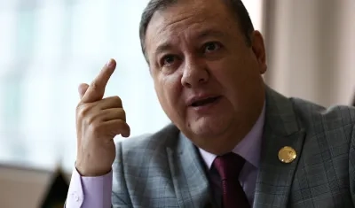 El Ministro del Interior de Ecuador, Juan Zapata. 
