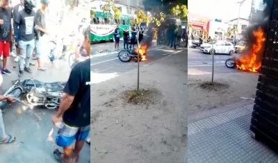 Los vecinos del bulevar de Simón Bolívar cuando quemaban la moto. "Una menos para Barranquilla", gritaban.