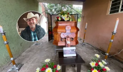 Hipólito Mora, ex líder de las autodefensas en Michoacán, es velado en su casa en La Ruana.