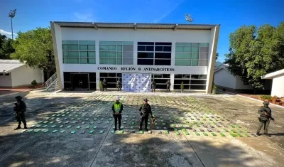 Incautados 918 kilos de cocaína.