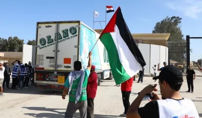 Ingreso de camiones a Gaza por el paso de Rafah