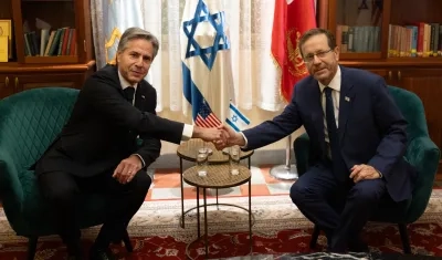 El secretario de Estado de EE.UU., Antony Blinken, y el presidente israelí, Isaac Herzog, en el encuentro de este jueves