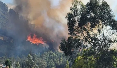 Incendio en las montañas de Sopó. 