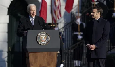 Joe Biden y Emmanuel Macron, presidentes de EE.UU. y Francia respectivamente. 