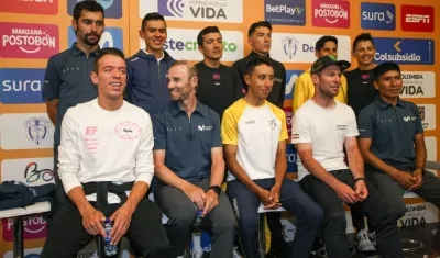 Rigoberto Urán, Alejandro Valverde, Egan Bernal, Mark Cavendish y Nairo Quintana, entre otros, durante la presentación del Tour Colombia. 